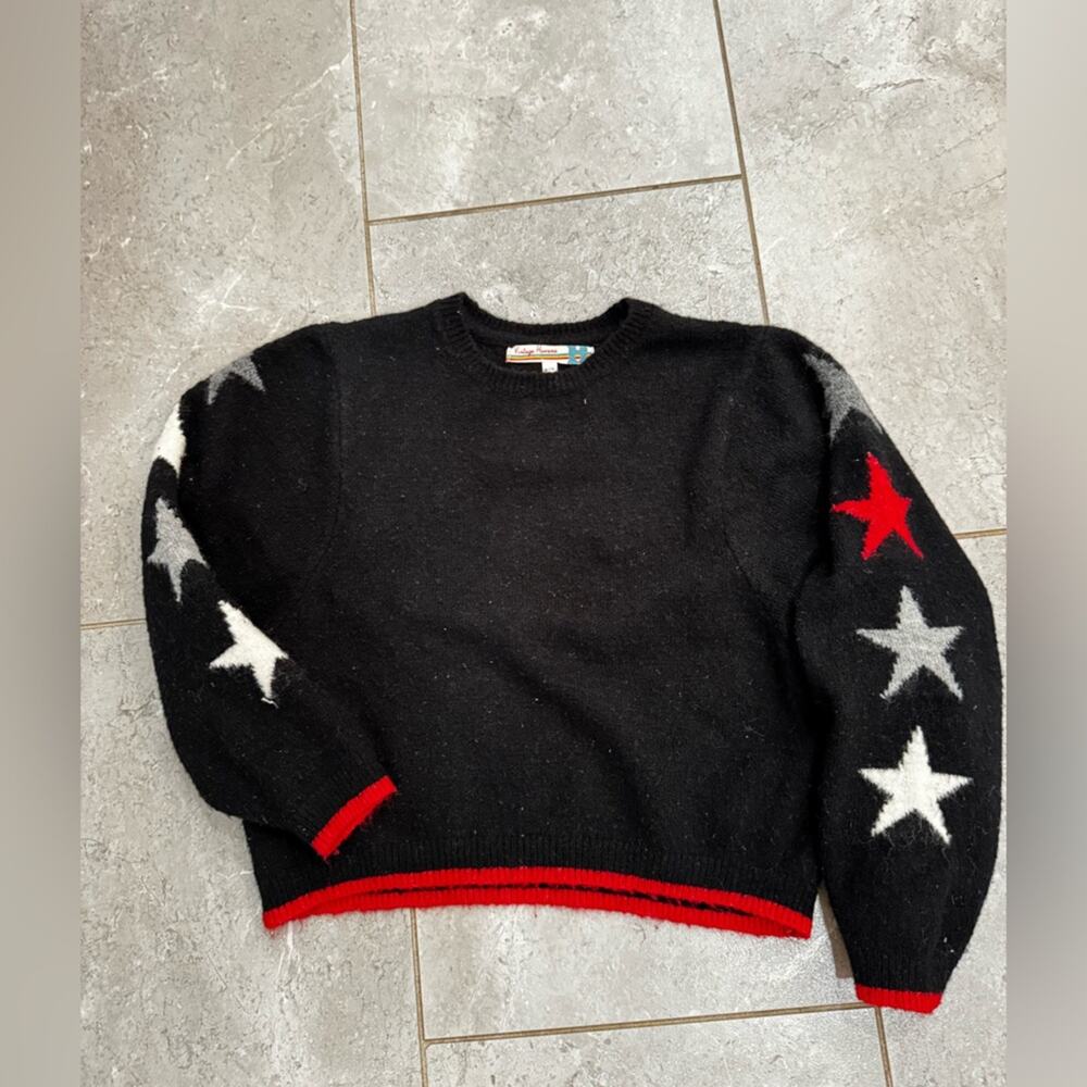 Girls Vintage Havana Black Sweater with Red and Gray Star Accents, size L (14)